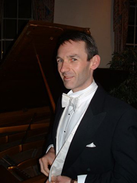 Jeremy Huw Williams Baritone